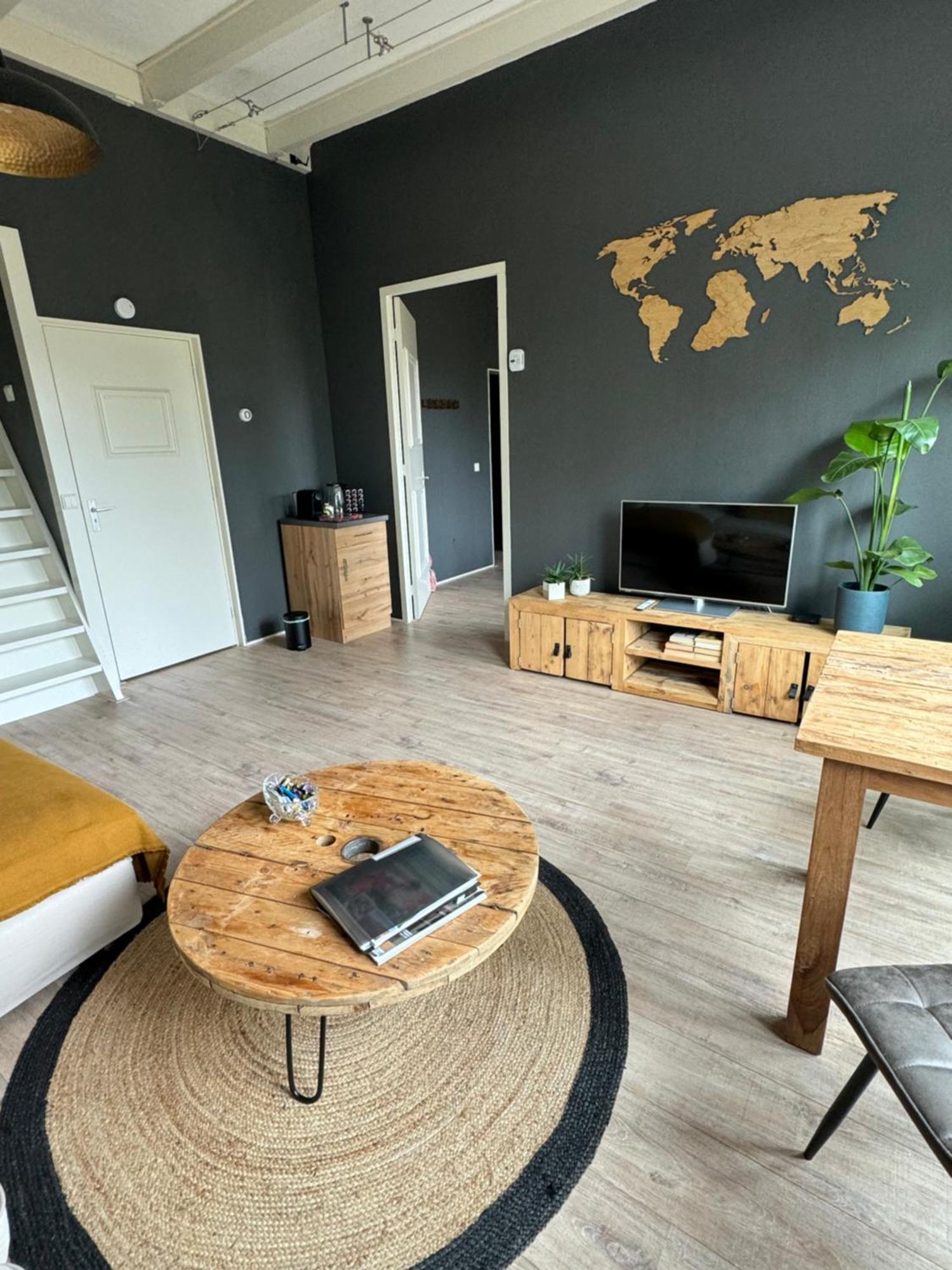 Ontbijt Bij De Boerenmeid Hoogwoud Exteriör bild